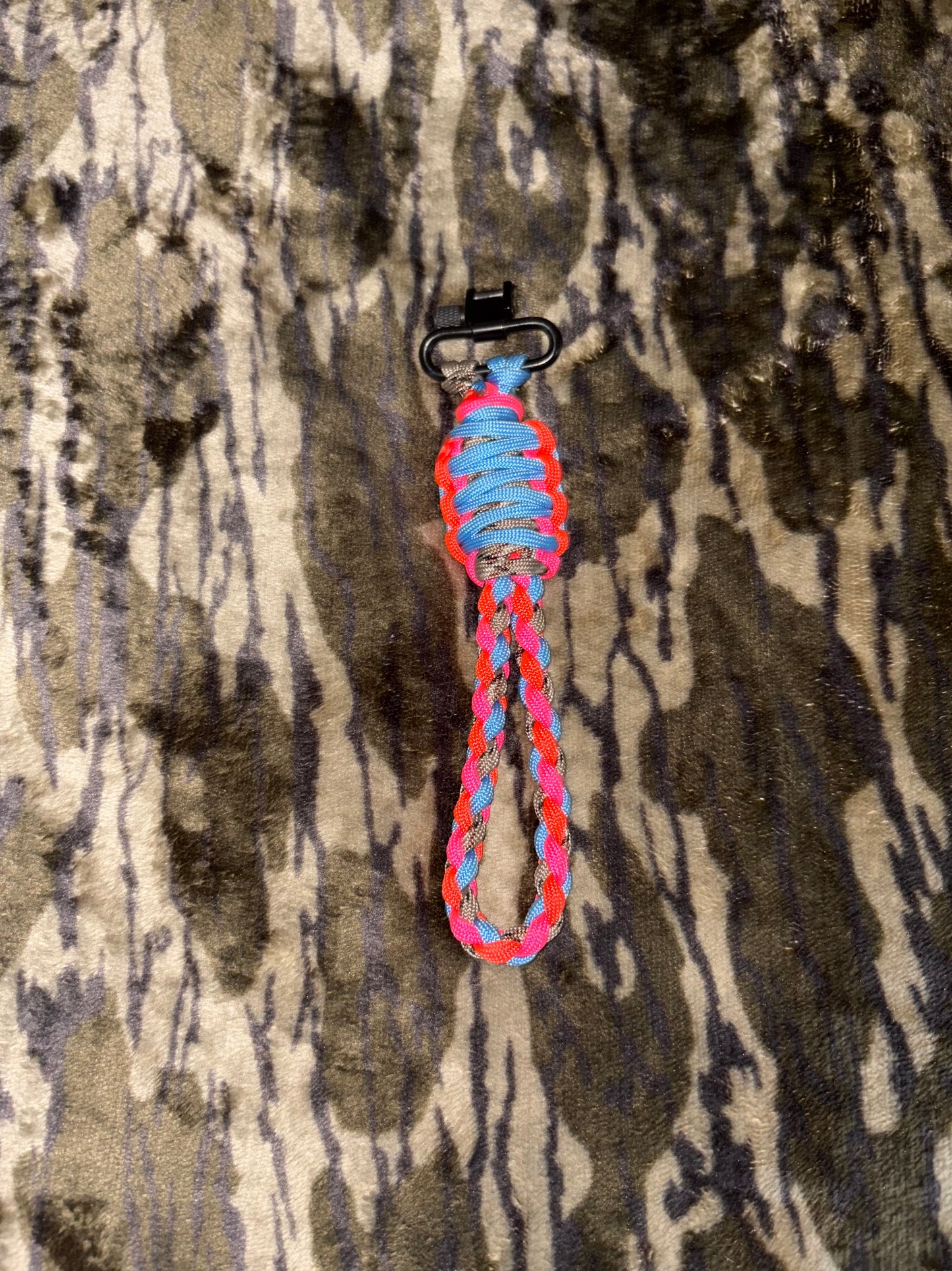 Loop hanger