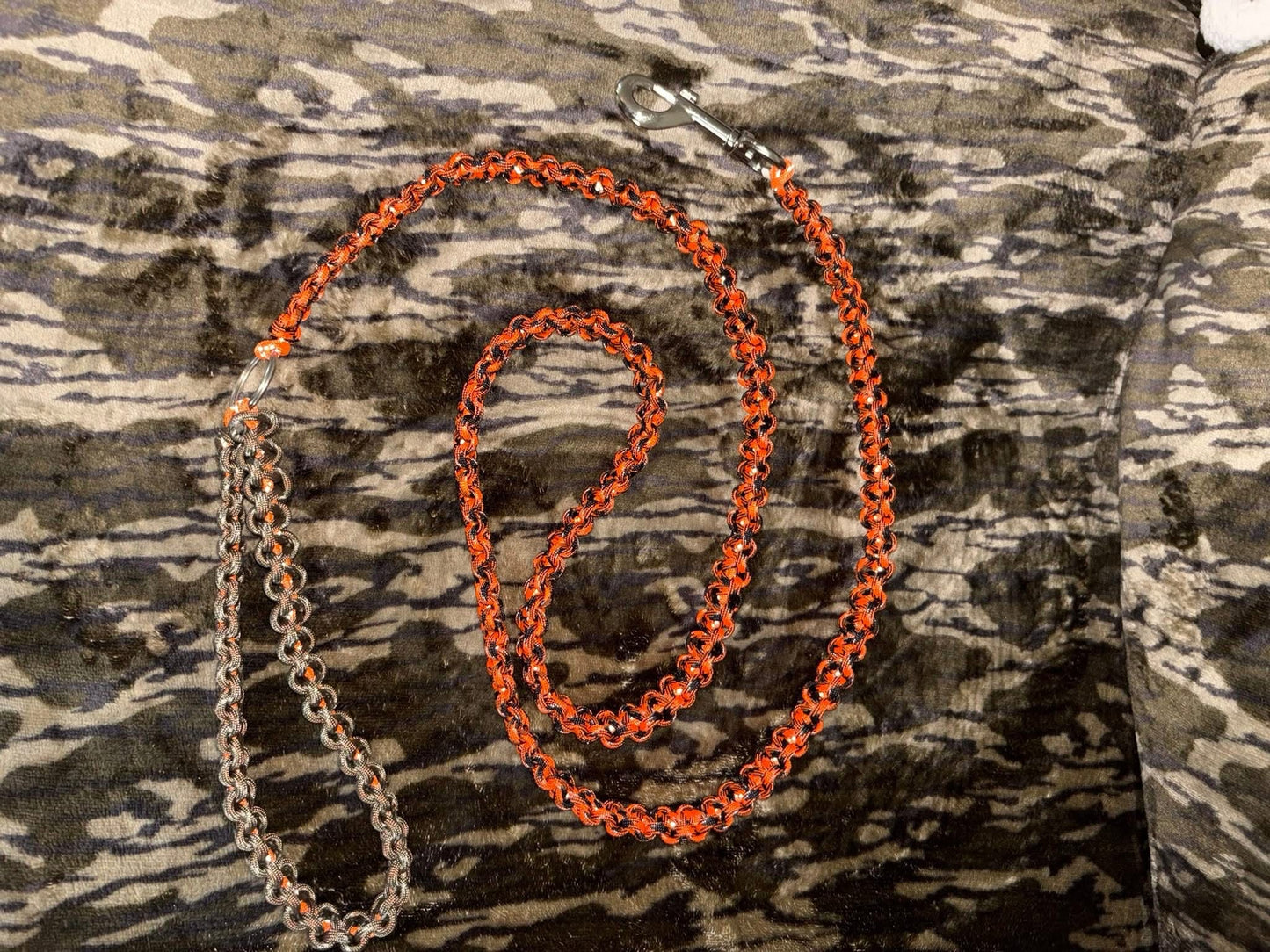 Dog leash